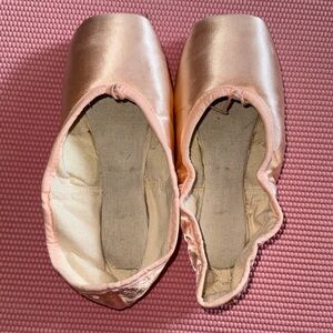 Suffolk Somerset 6 XX Hard Pointe Shoes